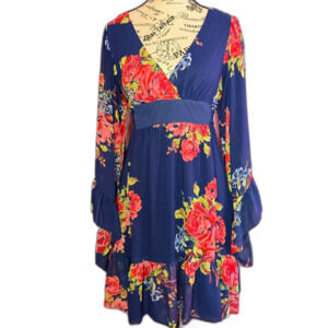 Betsey Johnson flutter sleeves floral babydoll whimsical dress. Size 8